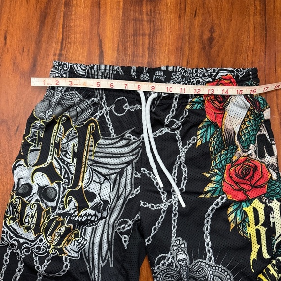 Rebel Vengeance Mesh Shorts Size Medium - Picture 4 of 5